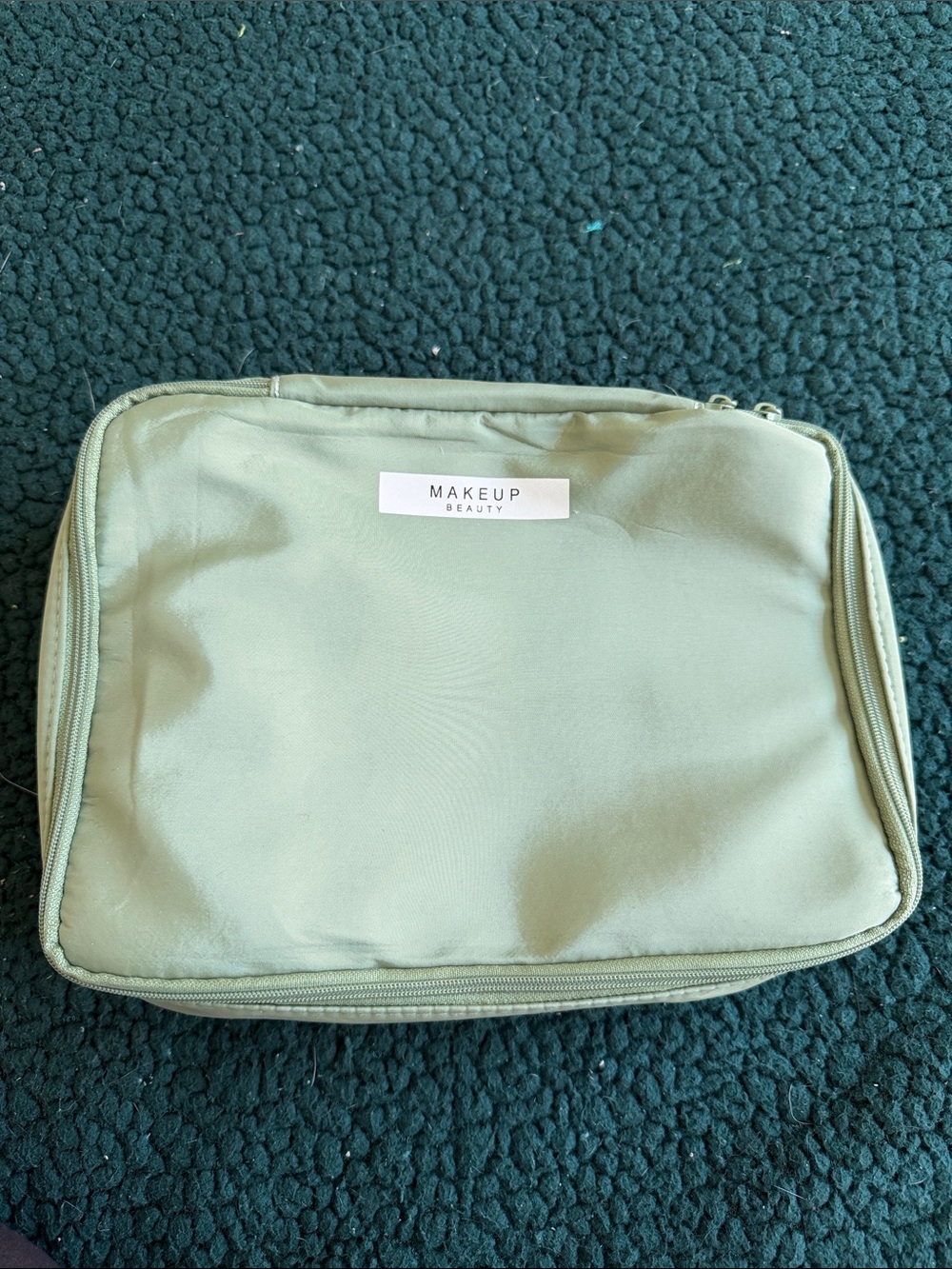 New Makeup Beauty Travel Cosmetic Bag in Sage Green